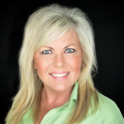 Team Member April Phifer